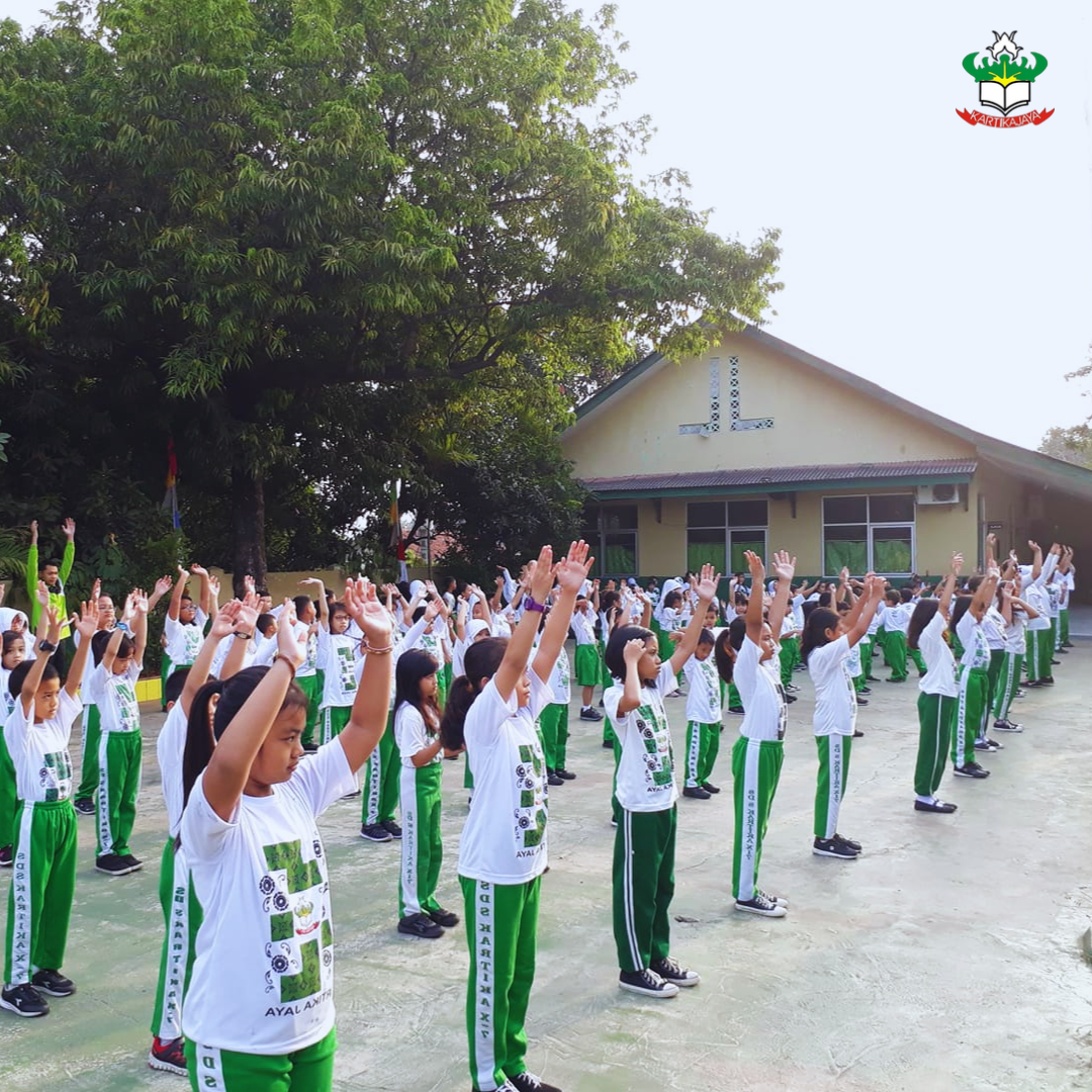 Budaya Bangun Pagi Kunci Sukses SDS Kartika X-7