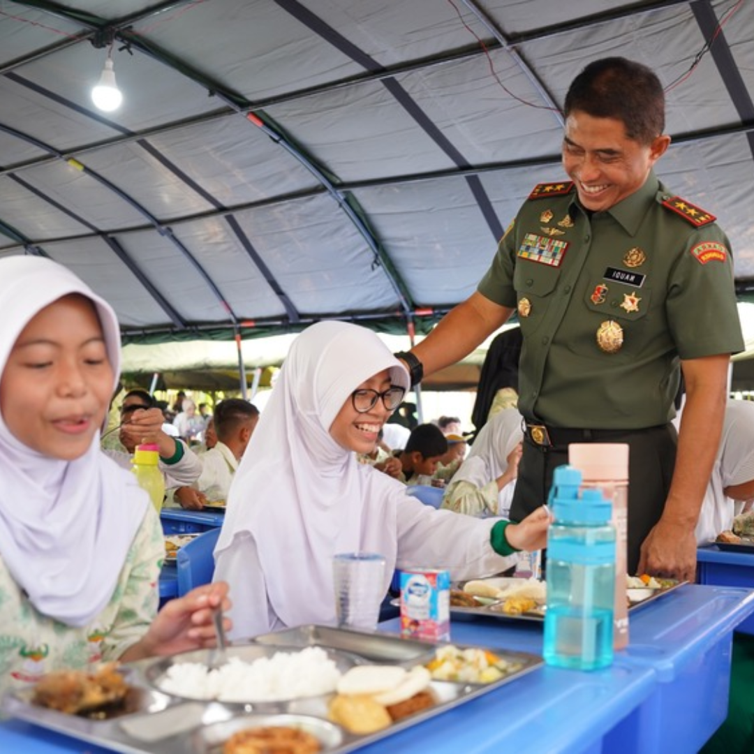 Pentingnya Gizi Seimbang dalam Aktivitas Belajar Siswa SDS Kartika X-7